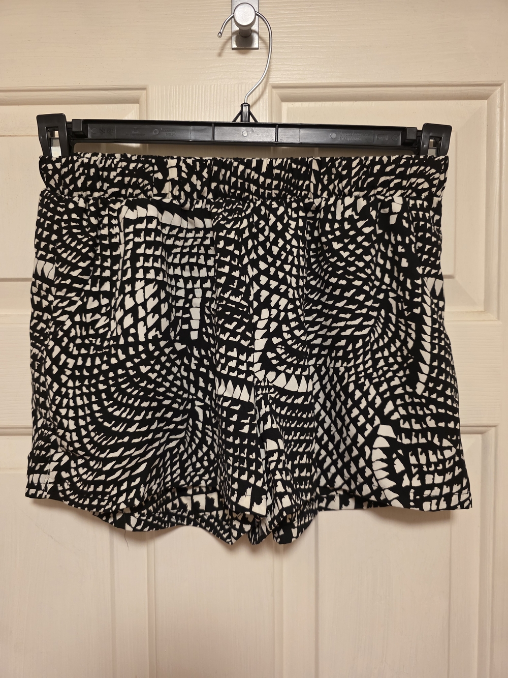 Tyche Black and White High-Waist Patterned Shorts